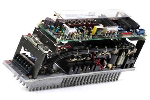 MIV0104-1-B2 | Okuma  AC servo Drive  MIV Inverter  L Axis 1.0kW  M Axis 4.0kW | Image